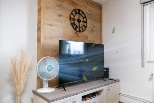Ventilator Apartment am Rande der City in Gartenlage, Highspeed WLAN, 140cm Doppelbett in Paderborn, Deutschland