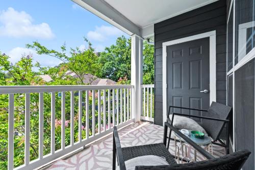 Facilities, Lvl 5 Retreat with Pool and Office, Mins from ATL in Plymouth Colony