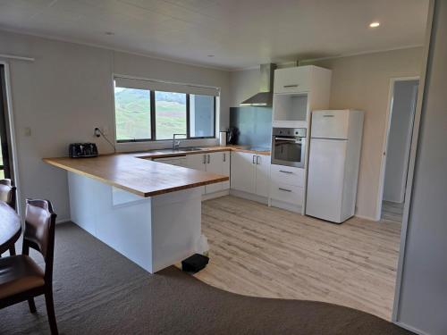Spacious Peaceful Country Haven in Atiamuri