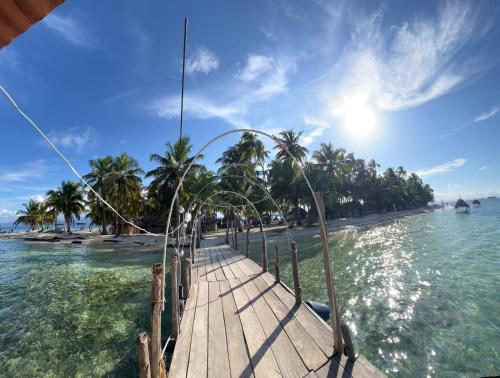 Guna Yala Paradise Tours in El Porvenir
