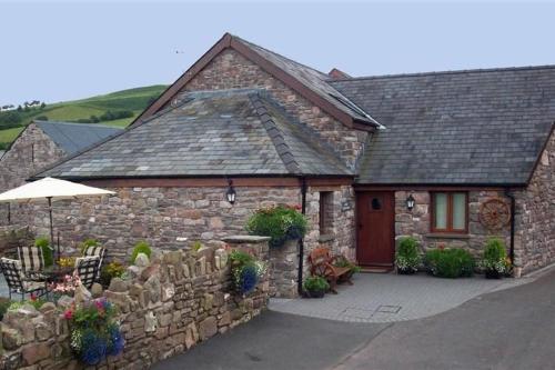 Beautiful Holiday Home In Maescar South Wales Overlooking Usk Valley