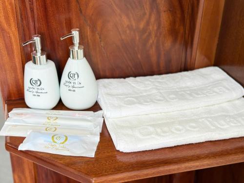 Hotel QUỐC TUẤN (Hotel QUOC TUAN) in Buon Mhang