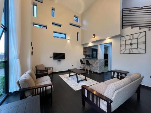 DLK Living