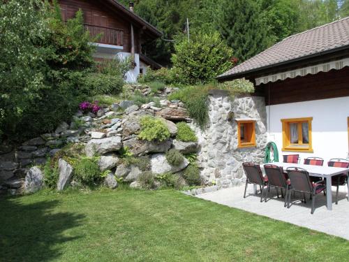 Spacious Chalet in Saclentse Basse Nendaz near Ski Area - Nendaz