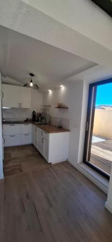 L'Appart' de L'Ostal - 43m2 - Saint Hilaire d'Ozilhan - 4 étoiles (L'Appart' de L'Ostal - 43m2 - Saint Hilaire d'Ozilhan - 4 etoiles) in Saint Hilaire D'Ozilhan