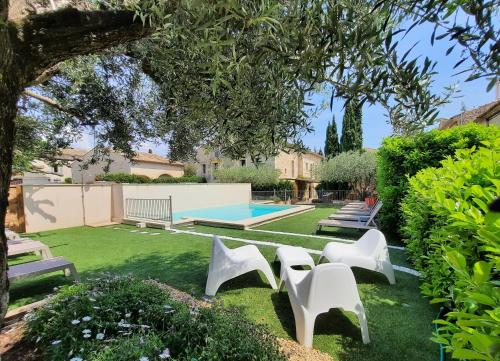 L'Appart' de L'Ostal - 43m2 - Saint Hilaire d'Ozilhan - 4 étoiles (L'Appart' de L'Ostal - 43m2 - Saint Hilaire d'Ozilhan - 4 etoiles) in Saint Hilaire D'Ozilhan