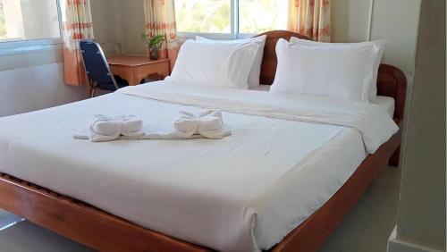 Beyond Pub guest House and Hotel in Thateng