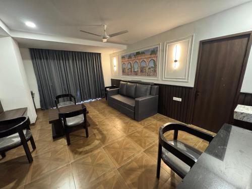2 double beds, 1 sofa bed