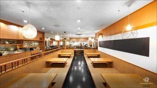 레스토랑, 다이와 로이넷 호텔 고베 산노미야 (Daiwa Roynet Hotel Kobe Sannomiya) near 마야 산