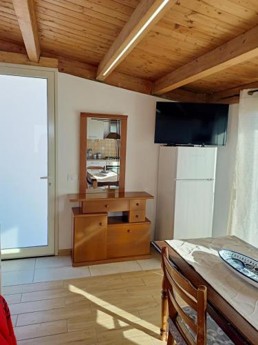 Iekārtas, La veranda sul mare in Maddalusa