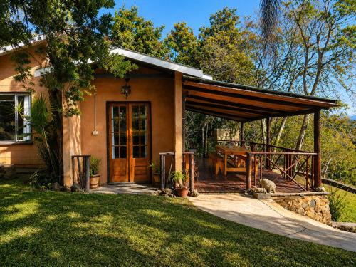 . Mukwana Heights Guest Cottages