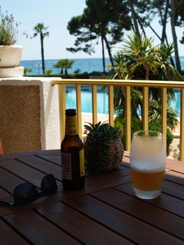 Cambrils Seafront Retreat Parking PortAventura