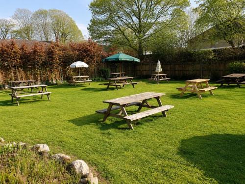 The George & Dragon Hotel - image 7