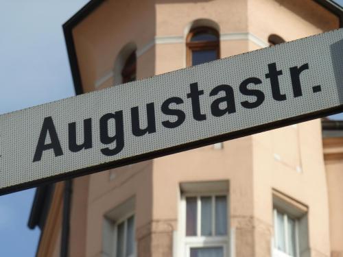 Hotel Zum Bügeleisen - main image