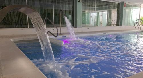 bazen, Del Mar Hotel & Spa in El Puerto de Santa Maria Center