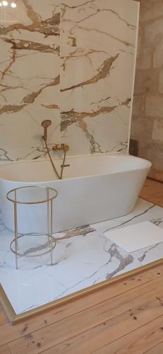 Mas de l'Amarine - Entre Camargue et Provence - Jacuzzi - Wi-Fi in Bellegarde