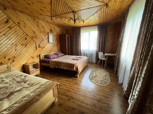 Затишний дім, Jaremče