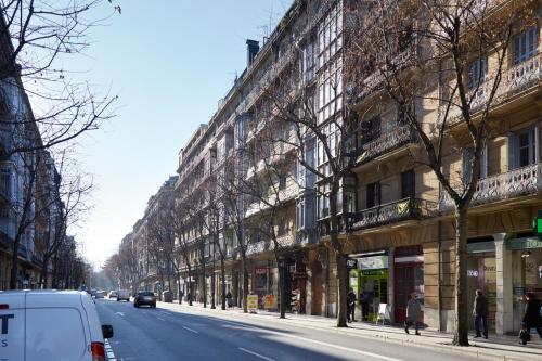 Urbieta 2 Apartment by FeelFree Rentals - main image