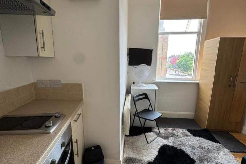 Upper Holloway Studio 1 Min to Station Sleeps 2 - image 2