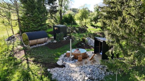 Sauna & bain nordique - Duplex dans ancienne ferme en pierres avec jardin privatif - 4 personnes – khách sạn tại Premanon