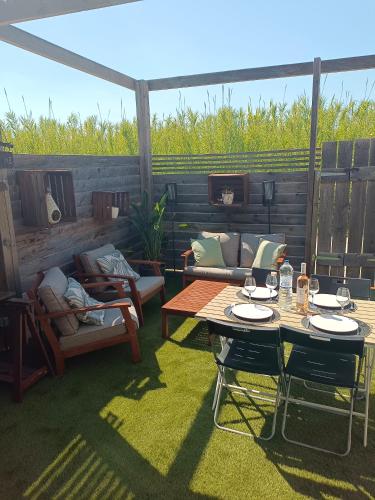 Duplex charme & terrasse plages a 500m