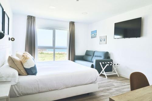Alima Surf & Hotel in Bareyo