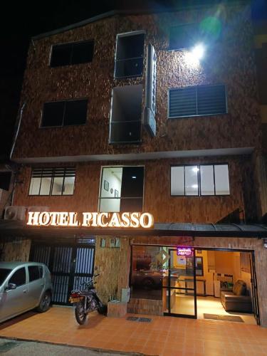 Hotel Picasso 70 - Medellín