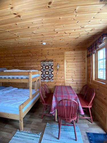 2 bunk beds, 1 sofa bed