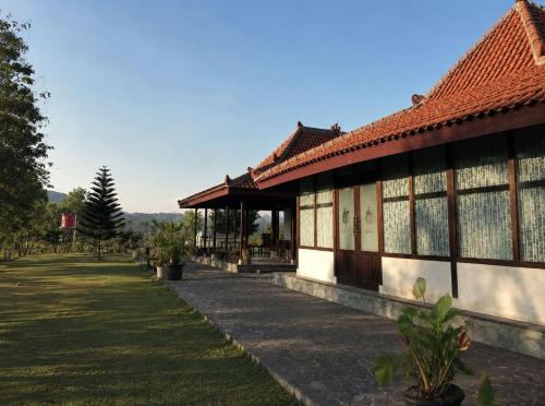 Green Resort Pracimantoro Wonogiri by Sawala in Purworejo