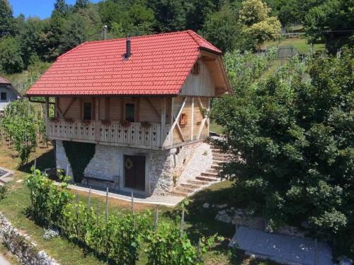 Oddih v Srčni hiški (Oddih v Srcni hiski) in Golobinjek