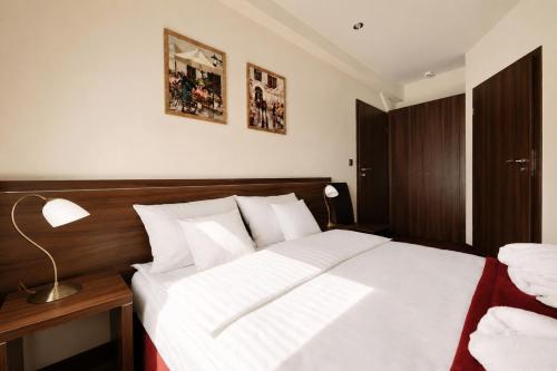 1 double bed