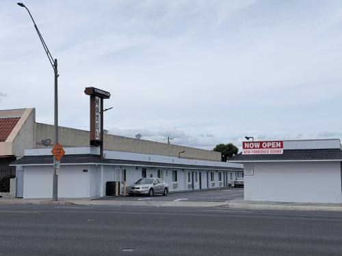 Coronado Motel
