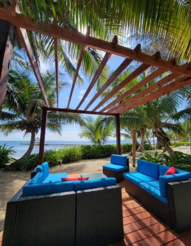 Vista exterior, Indigo Belize Beach 4C in Ambergris Caye
