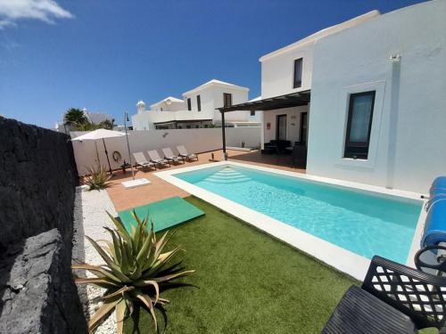 VILLA PAQUITA