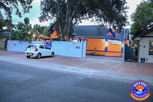 Guest House Boston Belleville