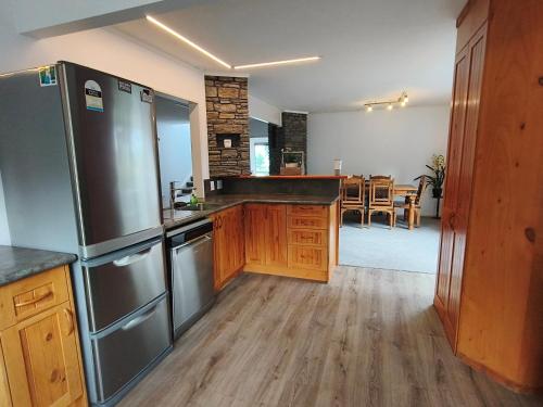 Hamurana Lakefront Escape Rotorua in 哈穆拉納