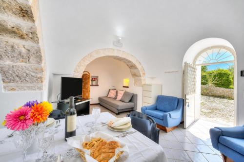 La Casa Sulla Roccia Trulli Pool - Happy Rentals in Cozzana City Center