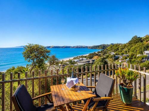 Wavesong - Stay Waiheke, Onetangi