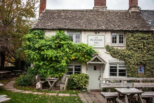 Exterior view of The Plough Inn