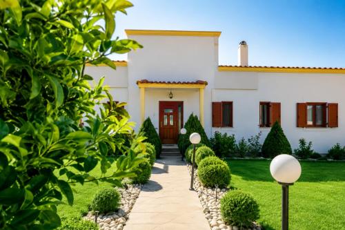 Entrance, Luxury Villa Ntina in Platanitis Maronia