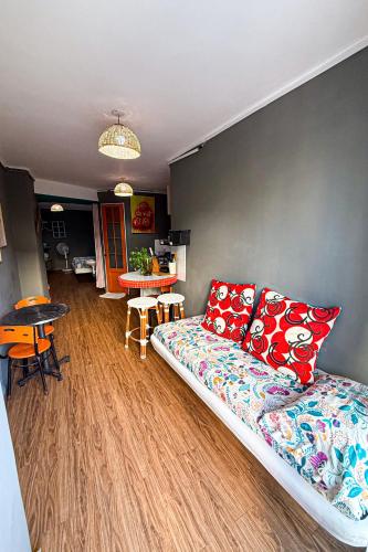 King's Apartments 301