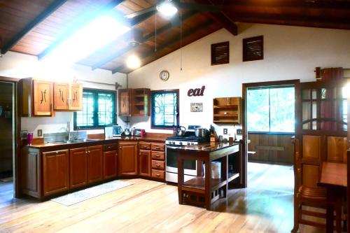 Kliffstone Jungle House in Blancaneau