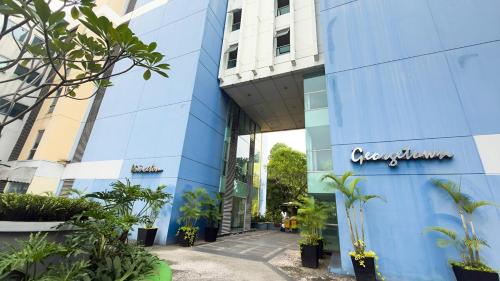 Habitat Natural Cozy Karawaci by Ls 6orang in Jatiuwung
