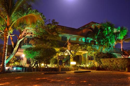 Exterior view, Parmer's Resort in Little Torch Key (FL)