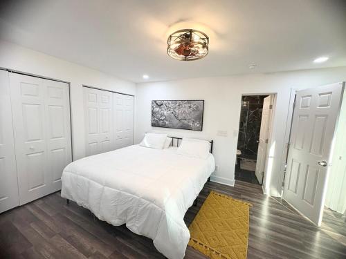 The Urban Cottage in Collier Heights