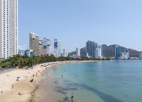 Daisy Villa - Duplex Sea View Nha Trang - image 2