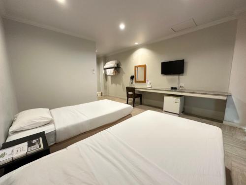Rattana View Room Type - Economy Twin Room