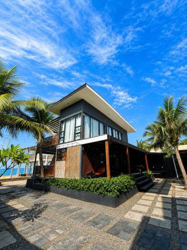 . Upgrade Beach Resort Infanta Quezon