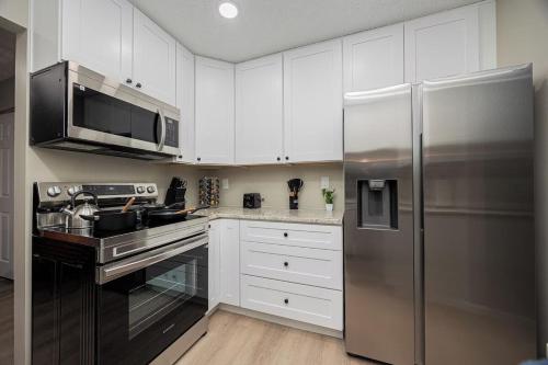 Spacious Family Home - 15 Min To Downtown Columbus in Lincoln Village