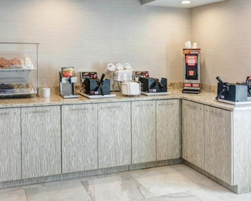 Comfort Inn Williamsburg Gateway - image 38